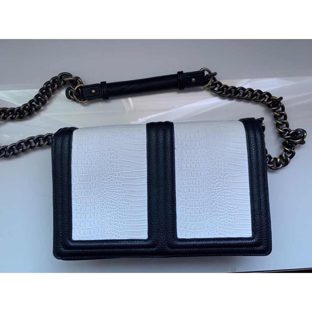 H&M Shoulder bag